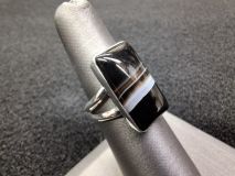 Sterling Silver .925 Ring w/ Polished Black Banded Onyx Stone Size 7