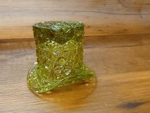 L.E. Smith Daisy & Button Antique Green Glass 3-1/8" Top Hat Toothpick Holder 1971 Era