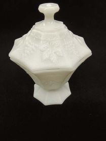 Anchor Hocking 8" Stippled Octagon Harvest Grape Covered Candy Dish Footed Pedestal 1950-1960's Era