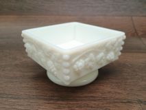 Vintage Westmoreland 4-1/2" Square Beaded Paneled Grape Honey Dish 1950-1960'S Era