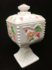 Westmoreland #85 Pastel Fruit Beaded Grape Milk Glass 9